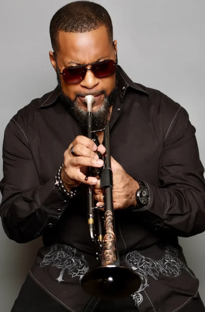 Picture of Lin Rountree.